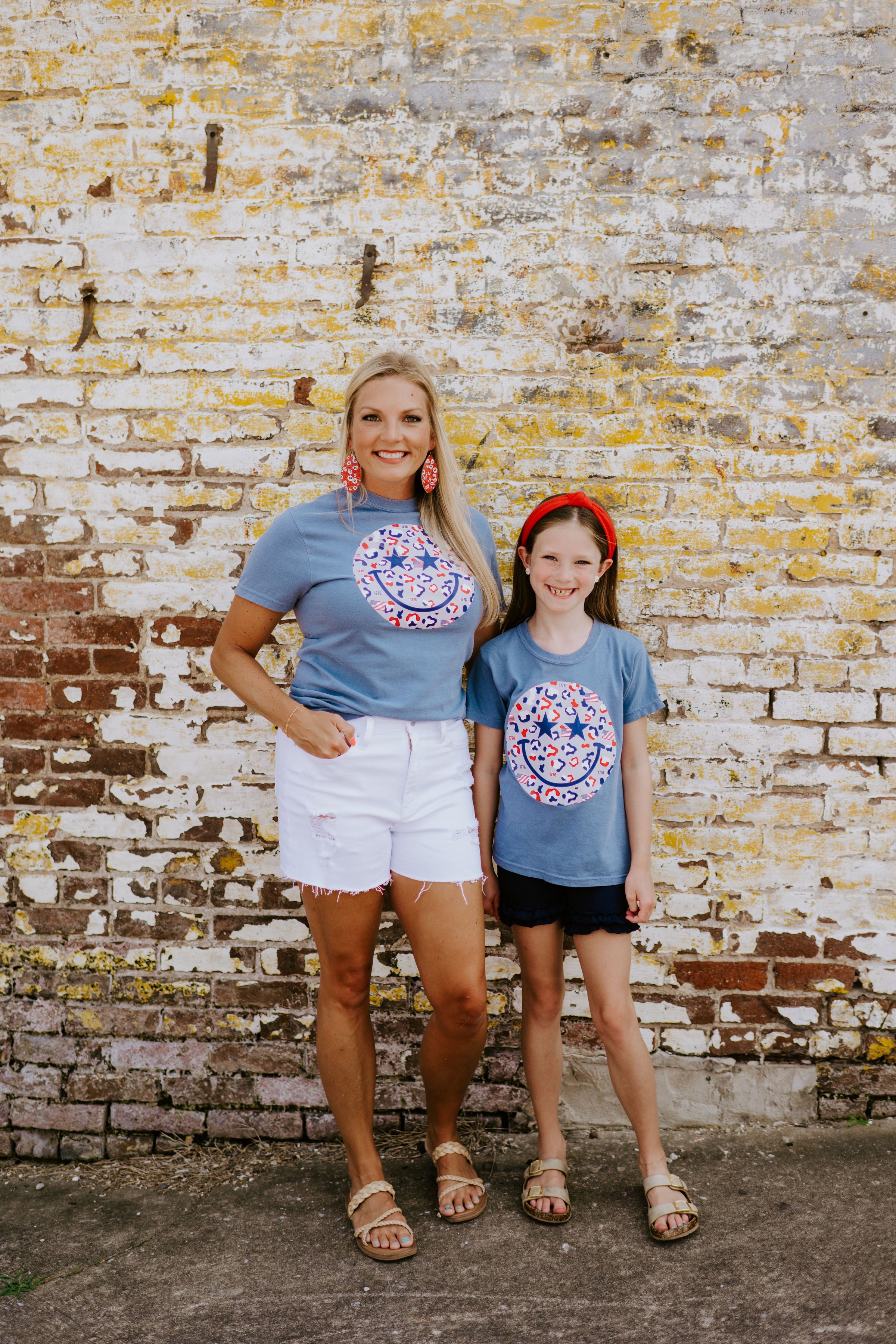 Leopard Smiley Face {USA} ~ Adults & Littles